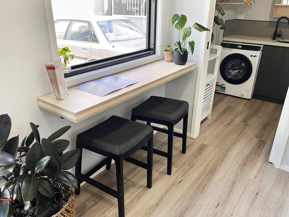 Mark VI_Breakfast Bar 2_Horizontal